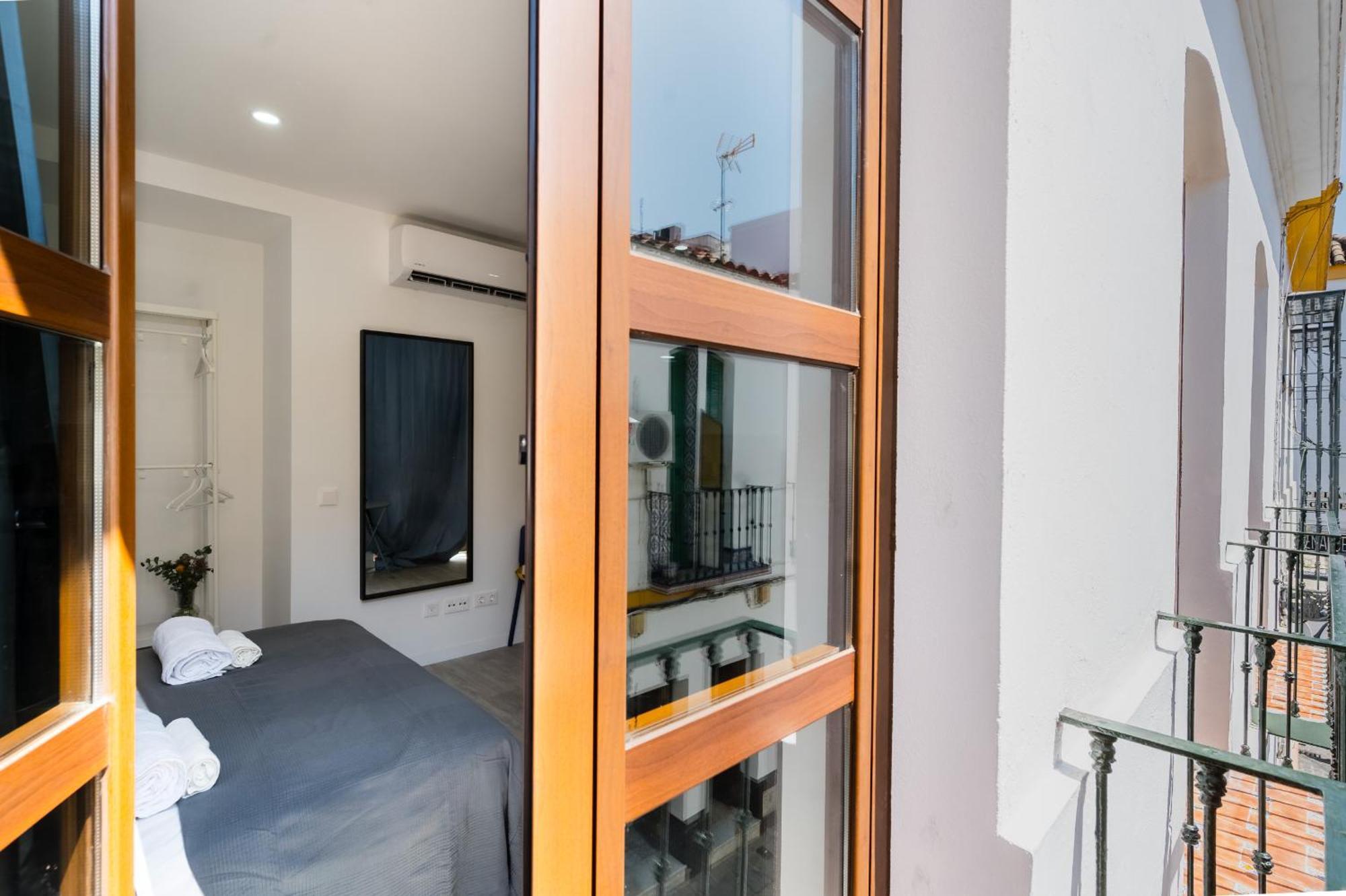Anfitrion Triana 1 Apartment Seville Exterior photo